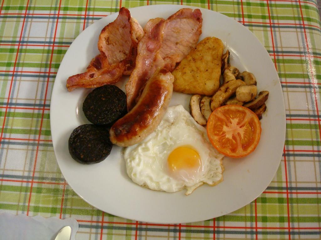 Bed & Breakfast Talybont Aberystwyth 4*